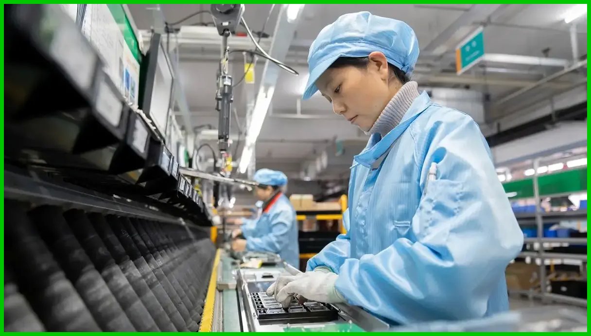 کاهش ۵.۵ درصدی سود شرکت‌های صنعتی چین در اکتبر ۲۰۲۵